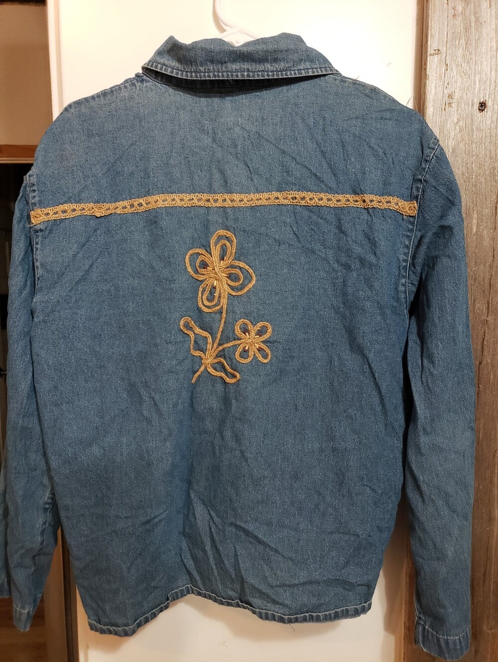Vintage Light Weight Denim Button Up Shacket Shirt Med Embroidery Macrame Beads